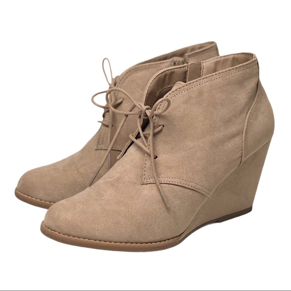 Universal Thread | NEW Bessie Wedge Booties
